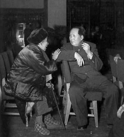 ����Ƭ��1953��2�£�ë�󶫺ͻ�������ίԱ������ίԱ��������̸