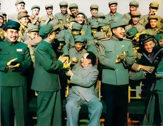 1954�꣬ë��ϯ�Ӽ�����������־Ը��ս��Ӣ�۴���������ë��ϯӦ�Ӳ�Ͼ����־Ը��ս��Ӣ�������֡�ǩ������������ë��ϯ��Ӣ���ǵĹ��ļ�Ӣ���Ƕ�ΰ�˵��ޱȳ羴�Ͱ�����